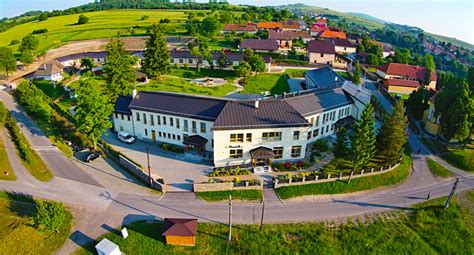 Zariadenie pre seniorov Dominik - vonkajší pohľad