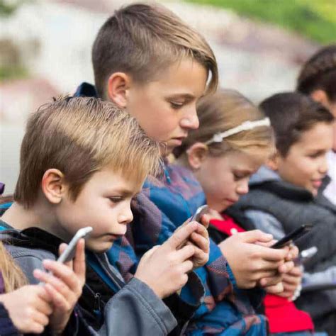 Ilustrácia digitálnej závislosti u detí