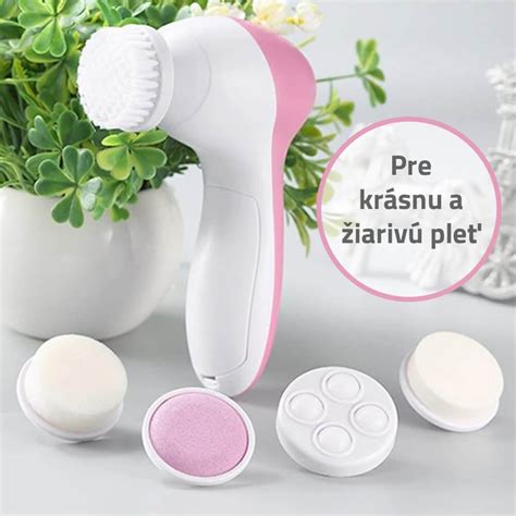 Elektronická čistiaca kefka na pleť