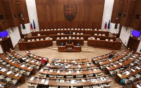 Tabuľka s návrhmi zákonov v parlamente