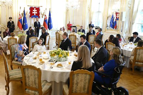 Menu slávnostného obeda v Prezidentskom paláci