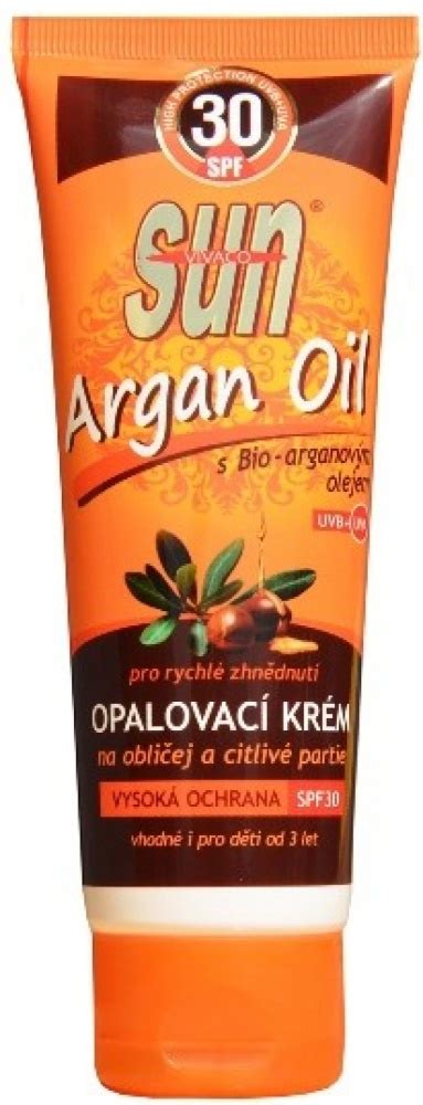 Opaľovací krém s vysokým SPF na pláži
