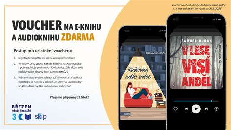 Senior počúva audioknihu na tablete