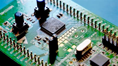Príklad programovateľného logického kontroléra (PLC)