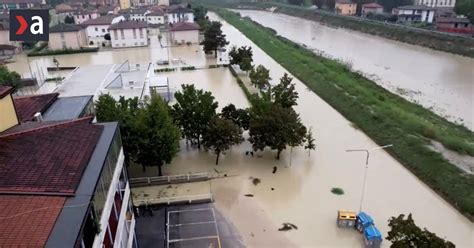 Ilustrácia symbolizujúca pomoc a obnovu