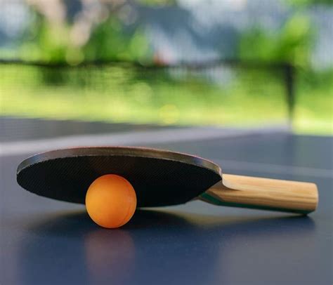 Vývoj rakiet na stolný tenis