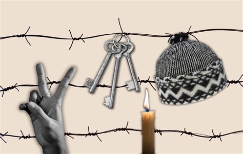 Koláž symbolov Nežnej revolúcie: štrngajúce kľúče, budajka, kvety, víťazné véčko, trikolóra, nápisy hesiel
