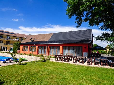 Exteriér hotela Relax Inn v Prahe