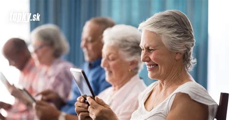 Ilustrácia aktívnych seniorov používajúcich moderné technológie