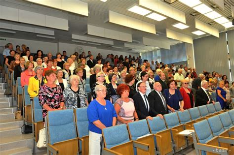 Fotografia: Seniori na prednáške na Univerzite tretieho veku