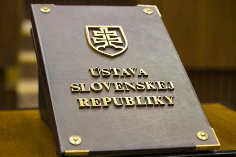 Slovenská ústava a dôchodkový systém