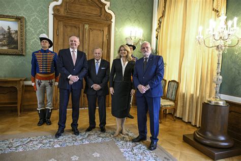 Prezidentka Zuzana Čaputová víta hostí na slávnostnom obede