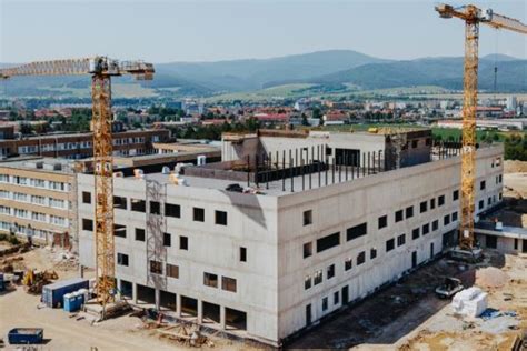 Historická fotografia nemocnice v Spišskej Novej Vsi