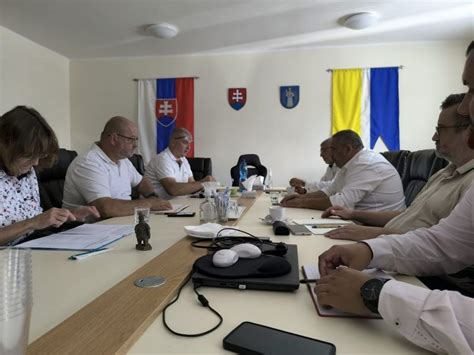 ilustračná fotografia výdaja obedov v komunitnom centre
