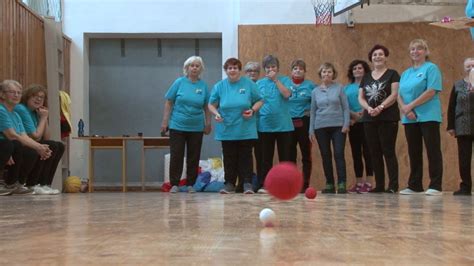 Seniori na športovom podujatí