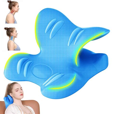 Osoba s magnetickým korektorom držania tela