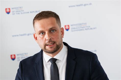 Minister zdravotníctva Kamil Šaško na otvorení robotickej rehabilitácie v DFN Košice