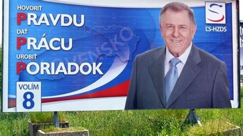 Billboard Vladimíra Mečiara so švajčiarskymi Alpami v pozadí