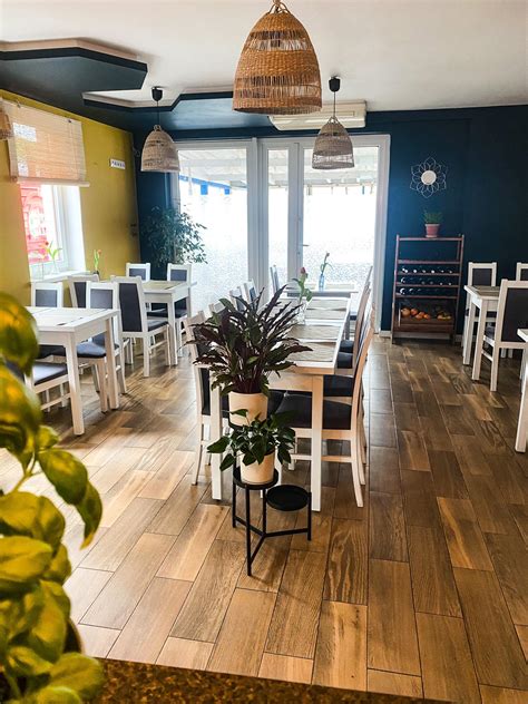 Interiér typického holandského coffeeshopu