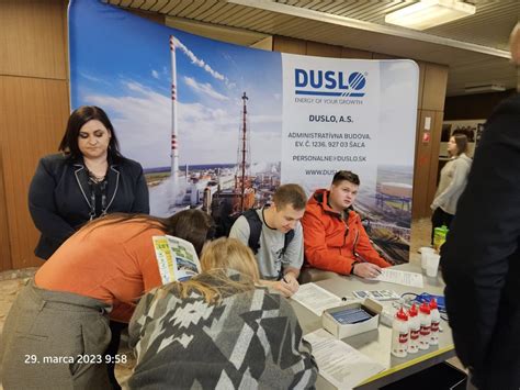 Spolupráca Duslo so školami