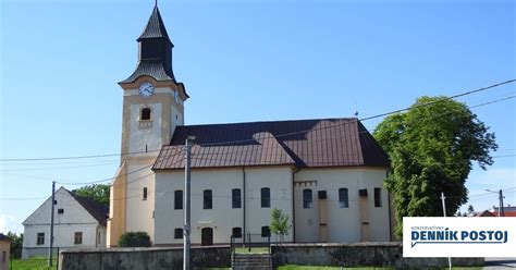 Koláž fotografií historických budov v Košickom kraji pred a po rekonštrukcii