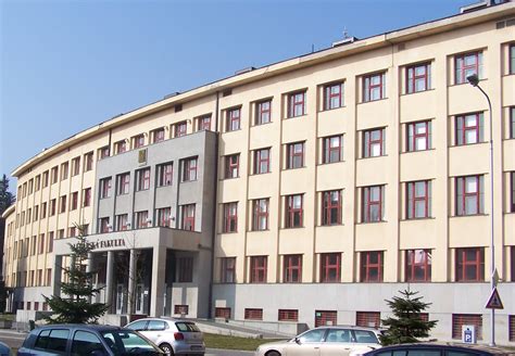 Budova Univerzity veterinárskeho lekárstva a farmácie v Košiciach