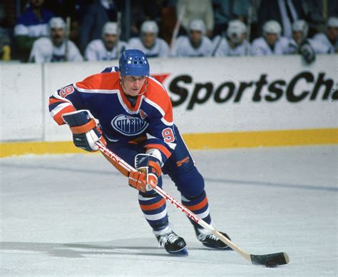 Mladý Wayne Gretzky na ľade
