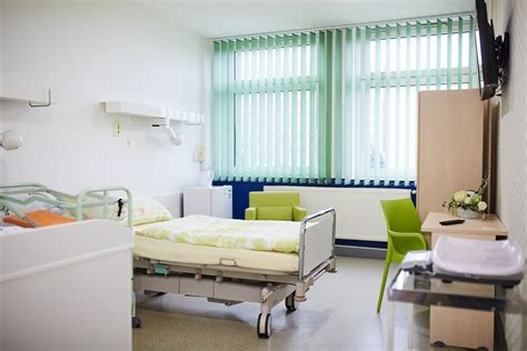 Moderná pôrodná izba v Nemocnici A. Leňa Humenné