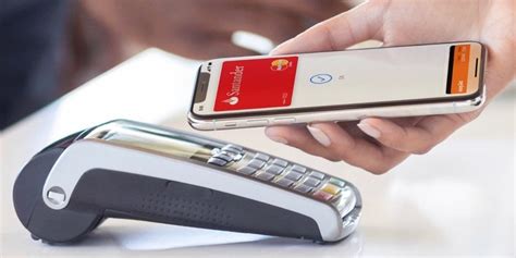 NFC platba mobilom v autobuse