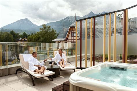 Luxusný wellness hotel vo Vysokých Tatrách s výhľadom na hory