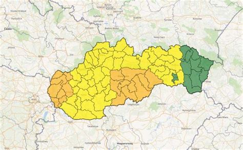 Mapa Slovenska so zvýraznenými regiónmi a ich zľavami na cestovné pre seniorov