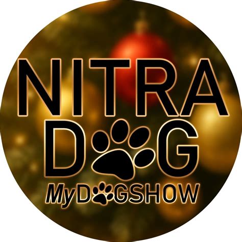 Koláž fotografií rôznych psov v rôznych situáciách starostlivosti (hrajúci sa, spinkajúci, na prechádzke)