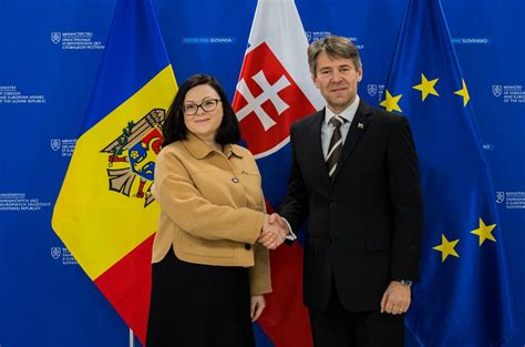 Logo EÚ a Moldavska symbolizujúce spoluprácu