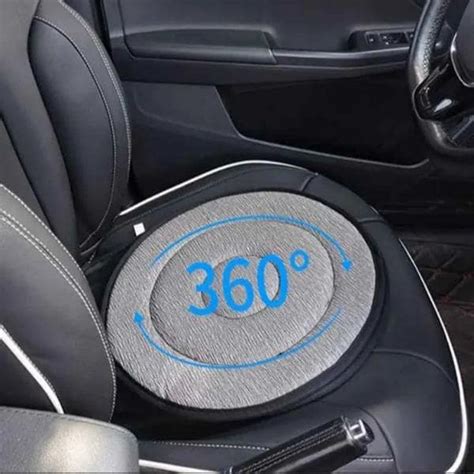 Otočné sedadlo v automobile