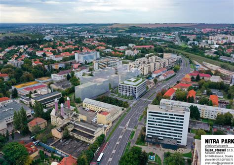 Budova ÚPSVaR Nitra na Štefánikovej triede