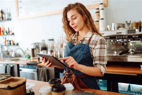 Schéma porovnania príjmov zamestnanca na plný a skrátený úväzok