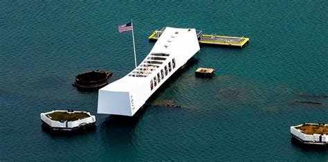 Fotografia pamätníka USS Arizona v Pearl Harbor