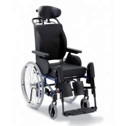 Polohovací mechanický invalidný vozík