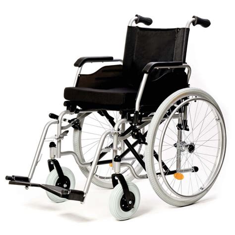 Klasický mechanický invalidný vozík