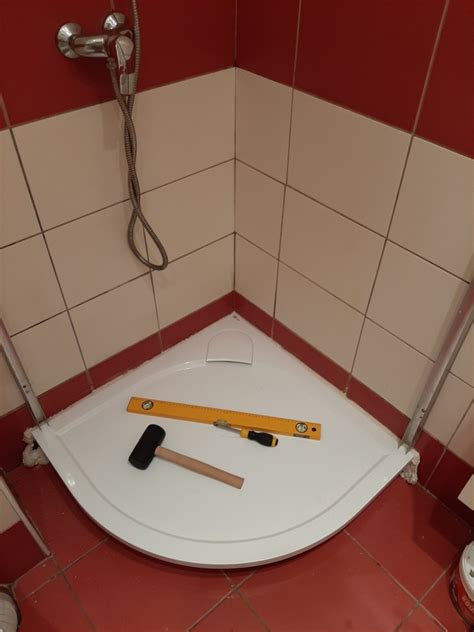 Montáž sprchového sedadla