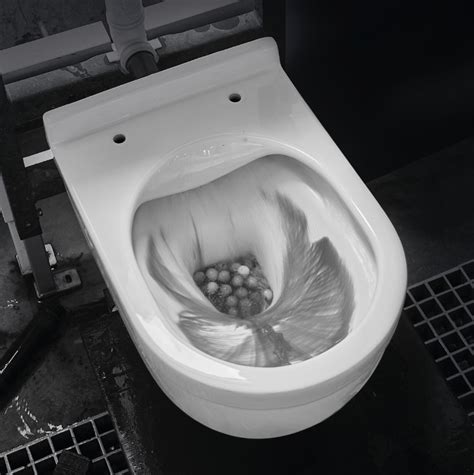 Rimless WC technológia