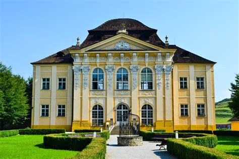 Kaštieľ v Radaticiach