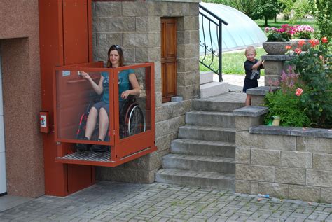 Výťah pre imobilných na železničnej stanici