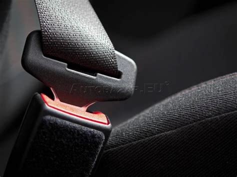 Detailné zobrazenie rôznych typov bezpečnostných pásov