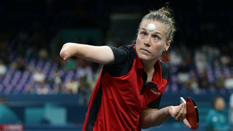 Natalia Partyka s olympijskými a paralympijskými medailami