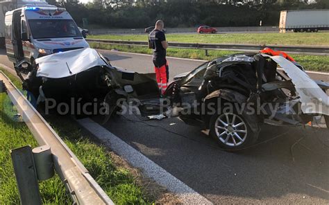 Kontrolný zoznam: Čo robiť pri dopravnej nehode?