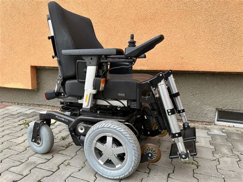 Elektrický invalidný vozík Puma Beatle v akcii