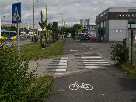 Ilustrácia označenia organizovaného útvaru chodcov