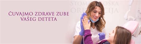 Zubar vykonávajúci extrakciu zuba.