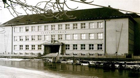 Fotografia budovy Okresného riaditeľstva PZ v Poprade